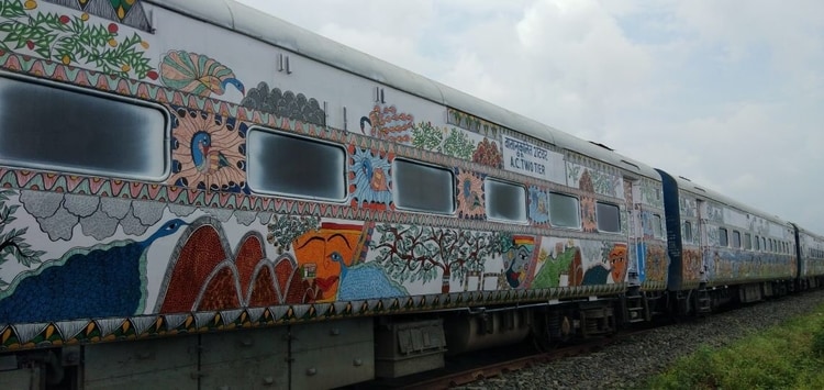 Sampark Kranti Train