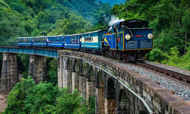 Thrilling Train Routes In India Blog4