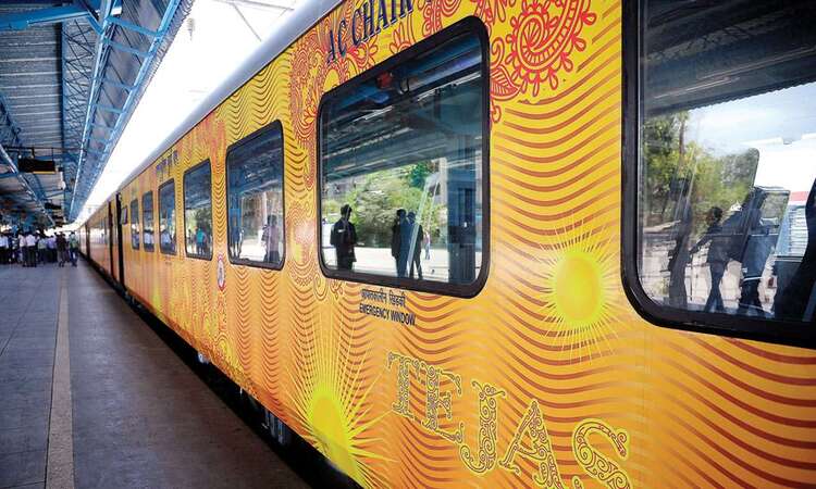 Top 5 Fastest Trains In India Blog3